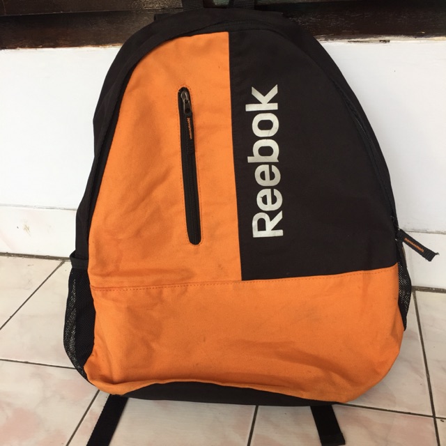 Preloved Tas Reebok Original beli di store reebok langsung