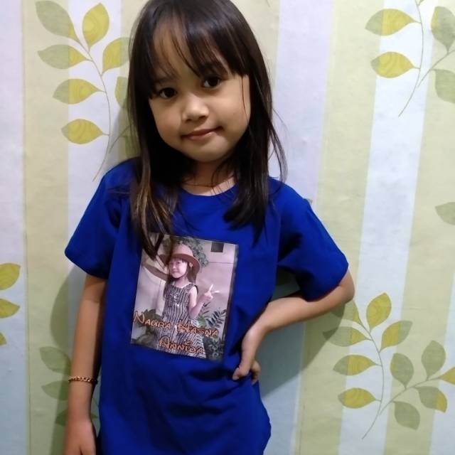 Kaos untuk anak dengan design foto atw karakter kartun favorit di sertai nama