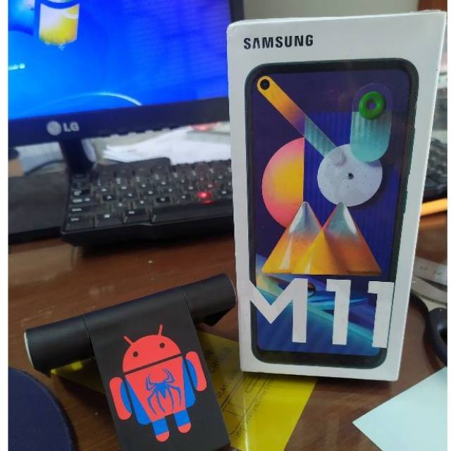 Samsung M11 garansi resmi