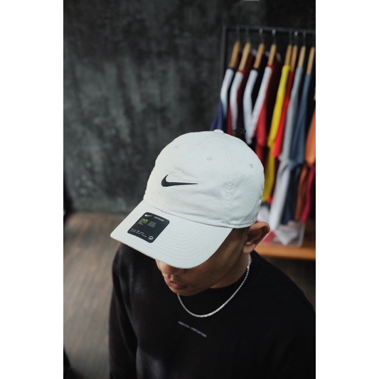 Nike essentials swoosh heritage 86 cap lightbone