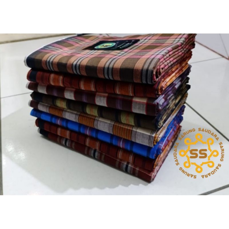 Sarung Gajah Duduk Mika