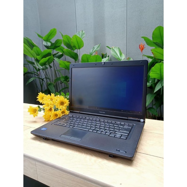 Toshiba Satelite B552 Core i5 Gen 3 Ivybridge Ram 4GB