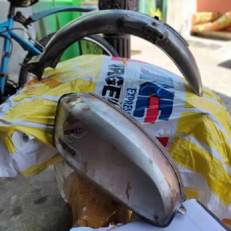 Tangki doraemon set slebor pres tegal cb125