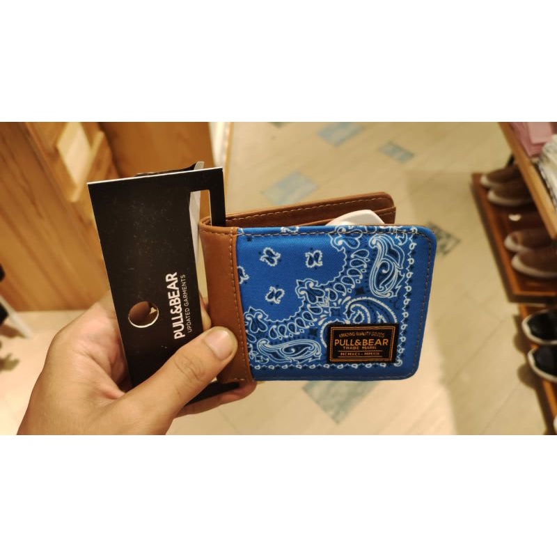 Dompet pria Pull and Bear
