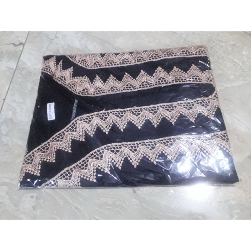 Daster Arab Jumbo Turkey Ld 135 cm Santung Tebal-Hitam