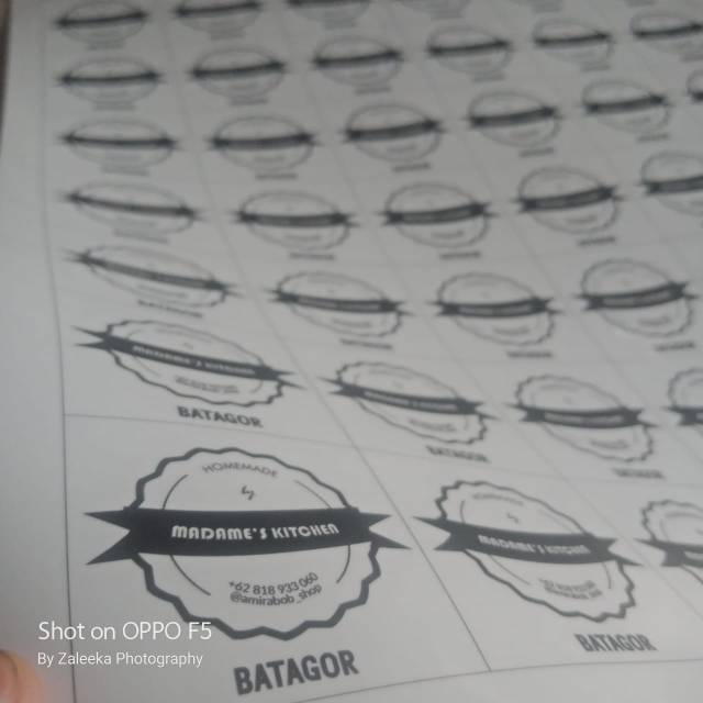 

Stiker Transparan Vynil Transarent A3 / Bisa Cutting / Bisa Tidak