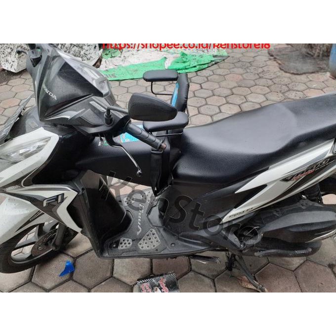 Jok Tambahan / Boncengan Untuk Anak - Anak Motor Honda Vario 125/150