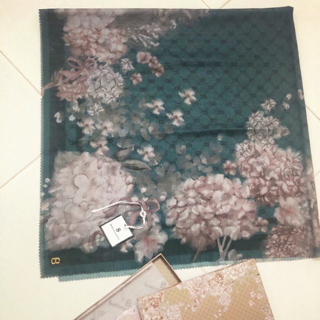 Buttonscarves hydrangea verte pl