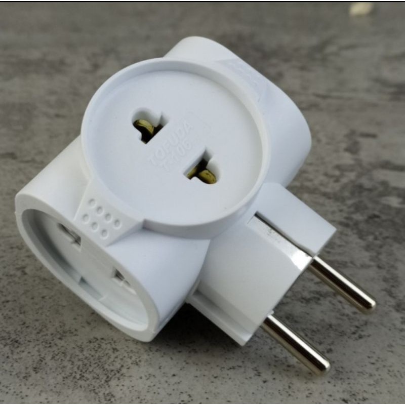 Steker T Multi 4 Cabang Datar SNI