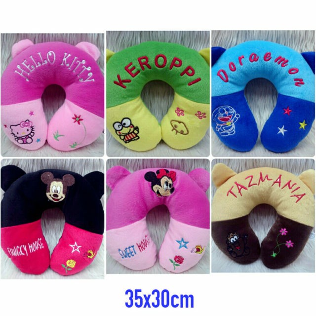 Bantal leher Karakter isi dacron  halus