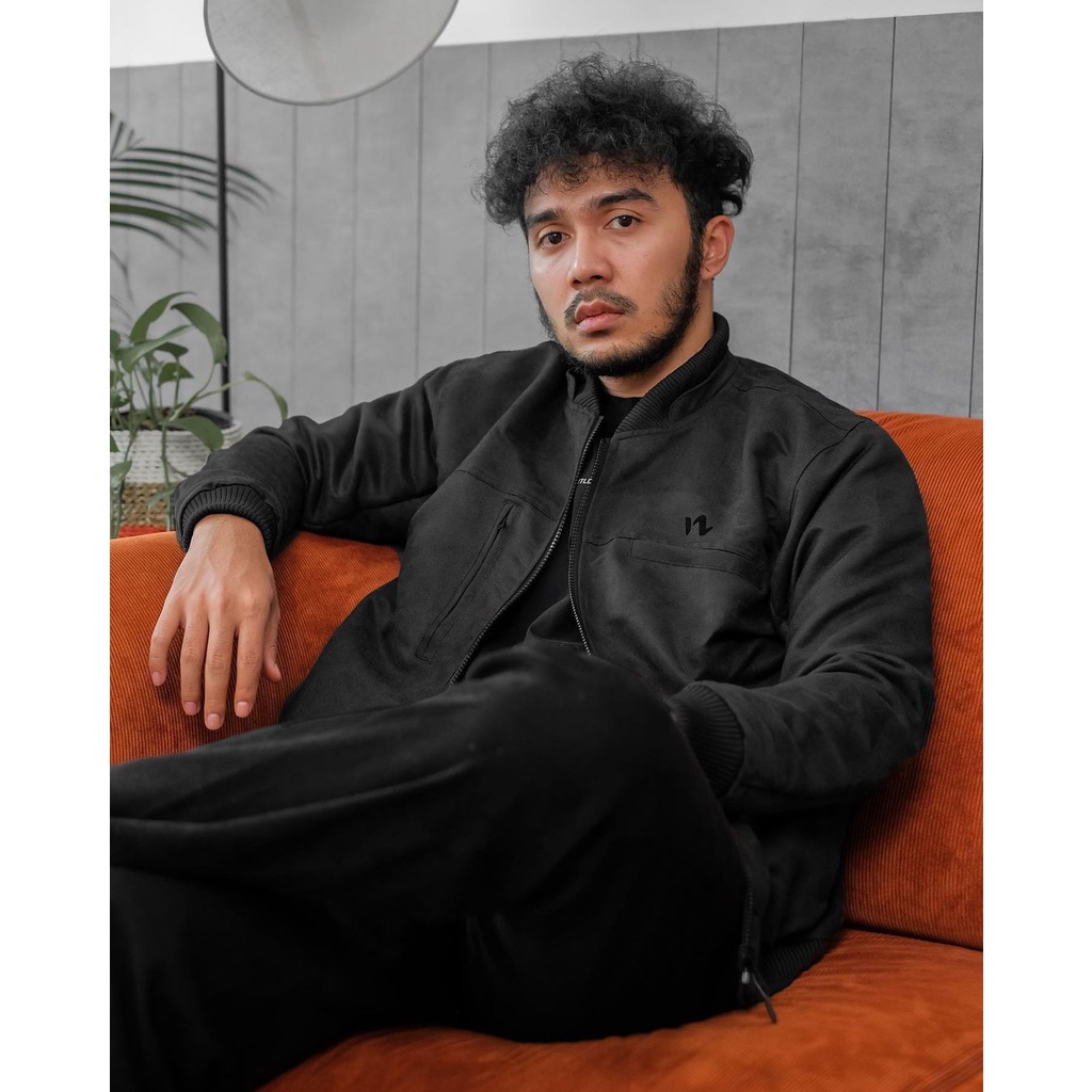 Iwearzule Helio Bomber