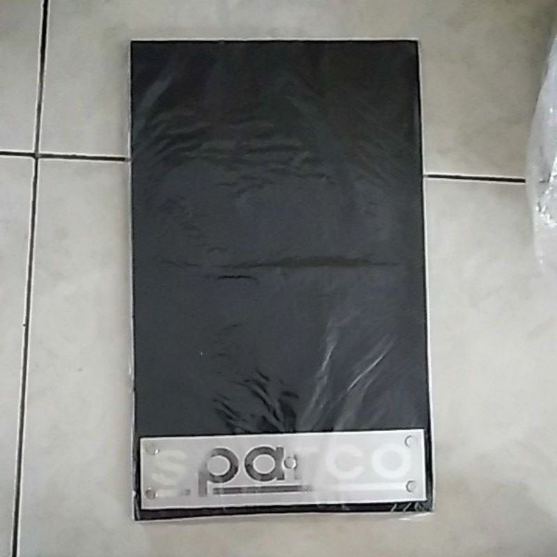 karpet lumpur/mud guard/kepet universal semua mobil