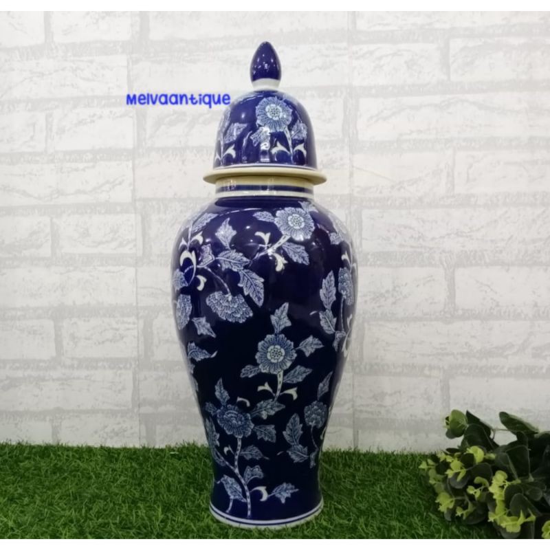 Guci Keramik Biru Putih / Pajangan Keramik/ Tochin Toples Keramik Biru Putih