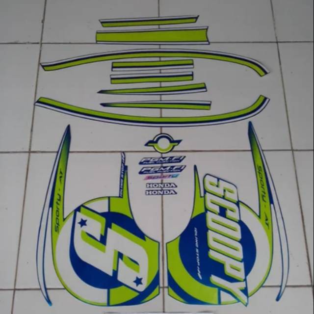 Striping scoopy fi 2015 2016 biru hijau