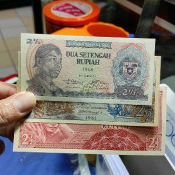 ( SET 3 LEMBAR ) UANG KUNO 2.5 RUPIAH BEDA GENERASI GRESS