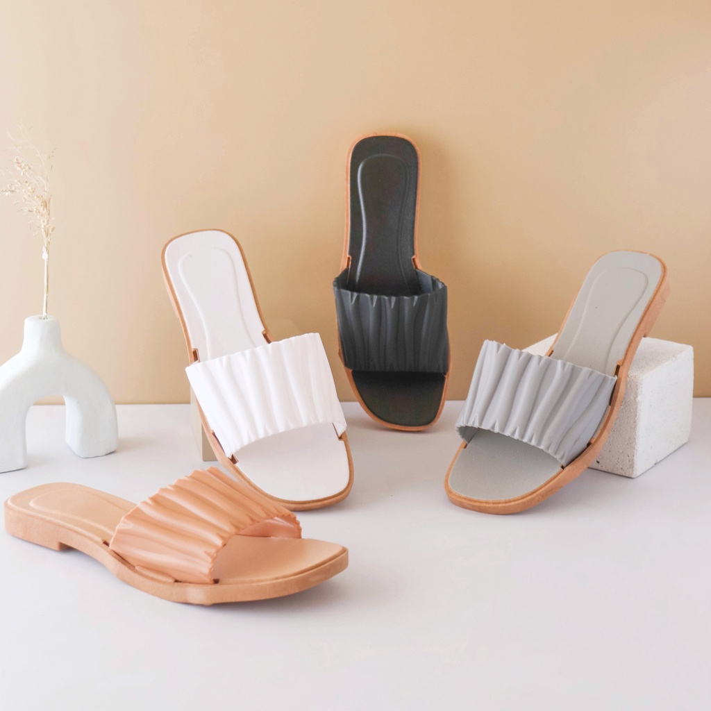 Lilyblooms - ZARA Sandal Wanita / Footwear