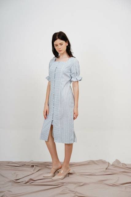 Claryn the label Marlene dress in blue