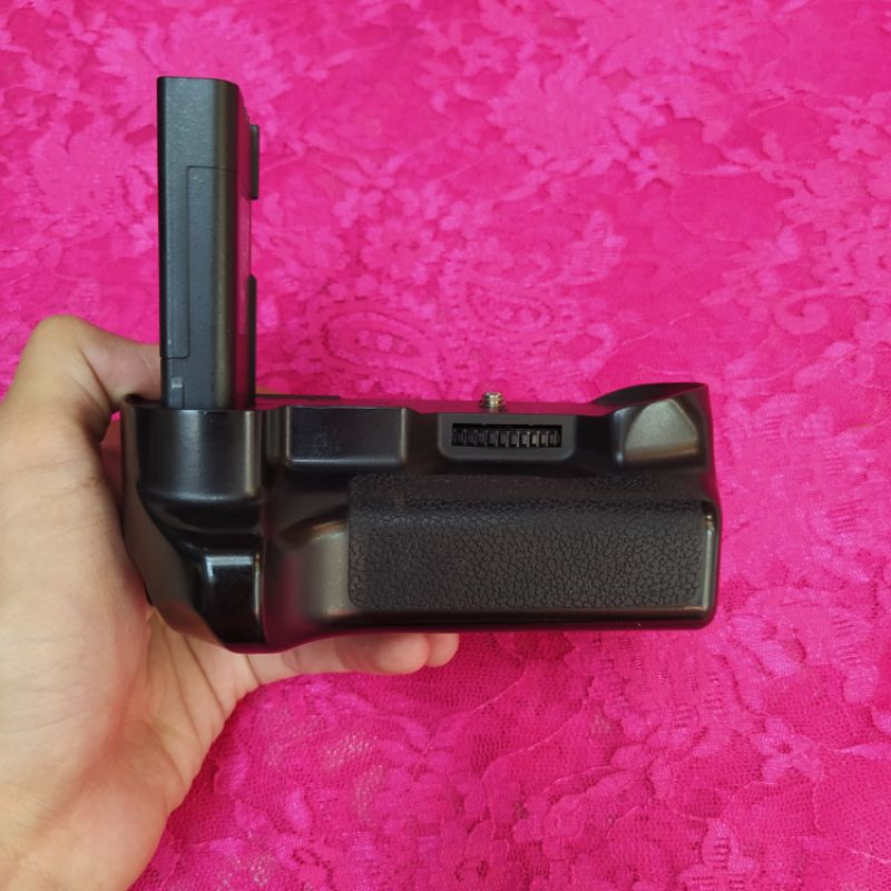 BG Meike for Nikon D5000 - Battery Grip Meike MK-D5000- Arkcam