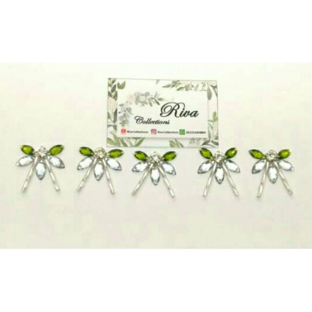 Payet rangkai dada kupu