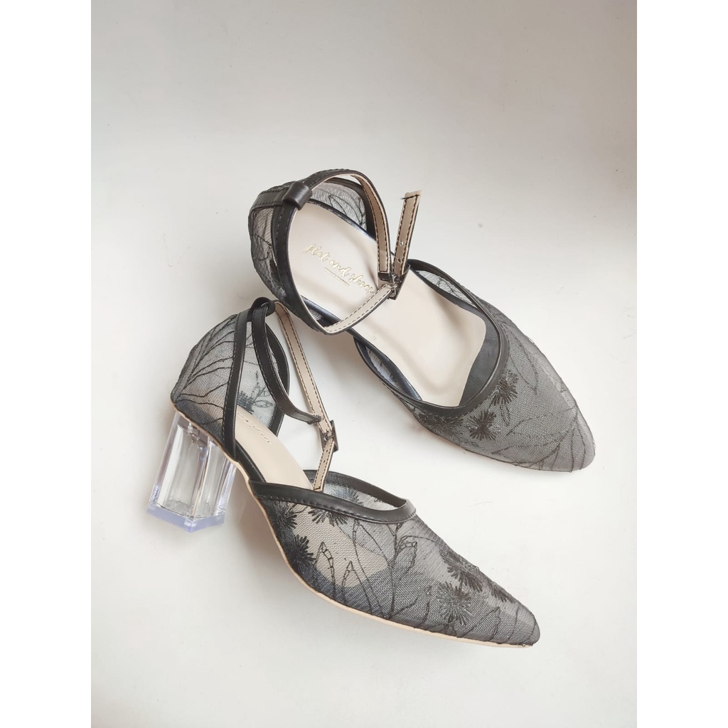 anaya hitam wedding shoes 7 cm kaca