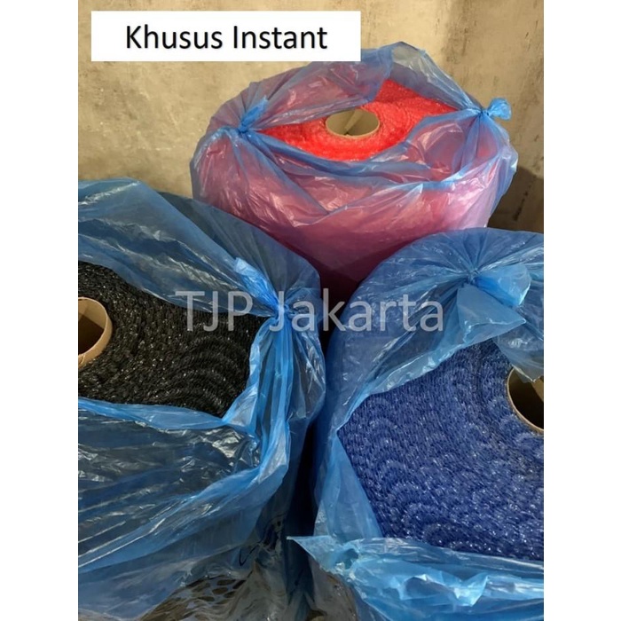 

Wraping Bubble Wrap Warna Hitam / Biru / Merah
