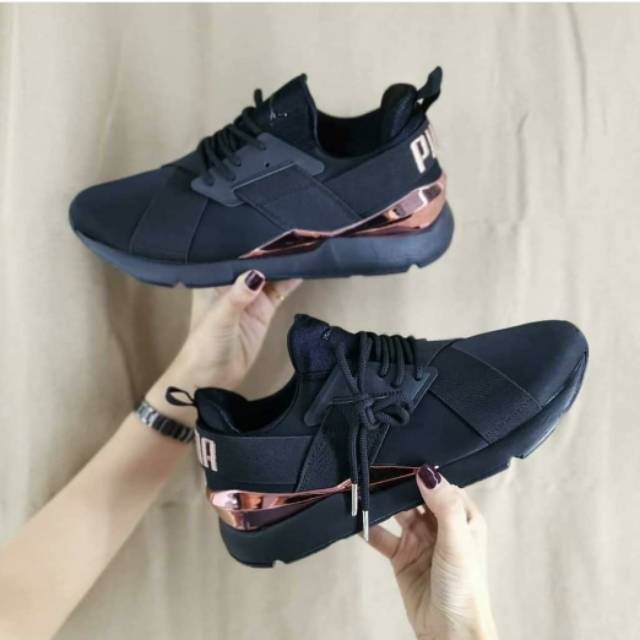 Puma muse satin black gold