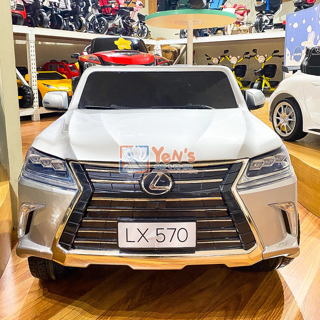 Mobil Aki LEXUS LX570 WHITE