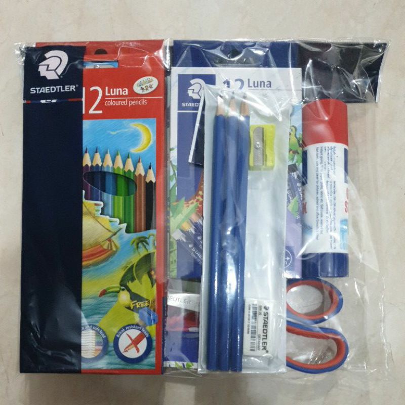 

Staedler Set Perlengkapan Belajar