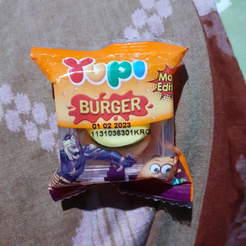 

Yupi Burger - Permen kenyal cute