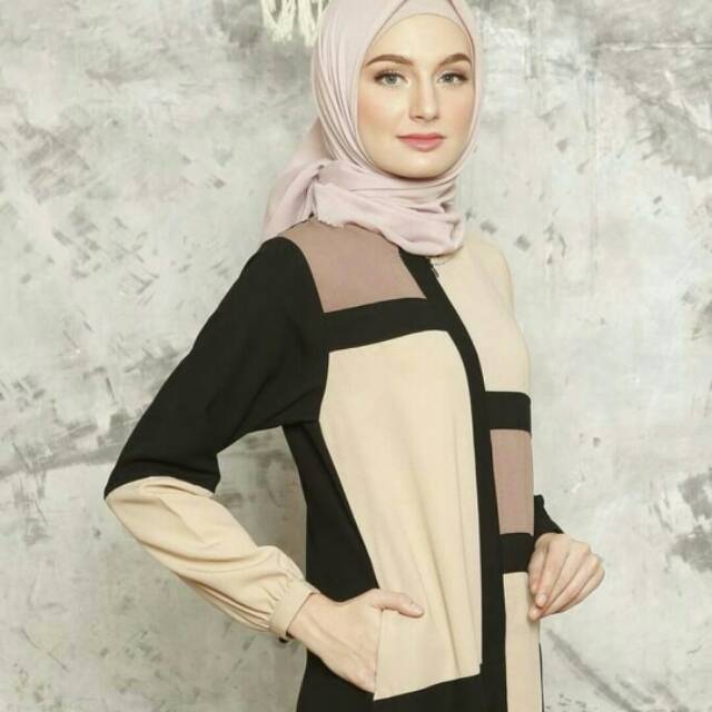 Aira Dress by Saeeda Official