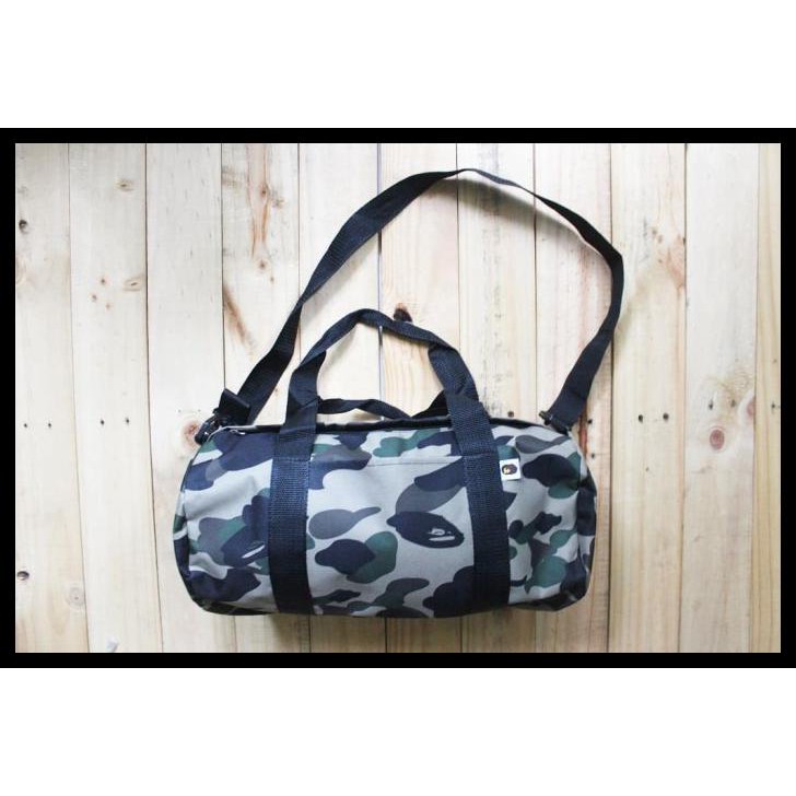 A BATHING APE / BAPE DUFFLE BAG