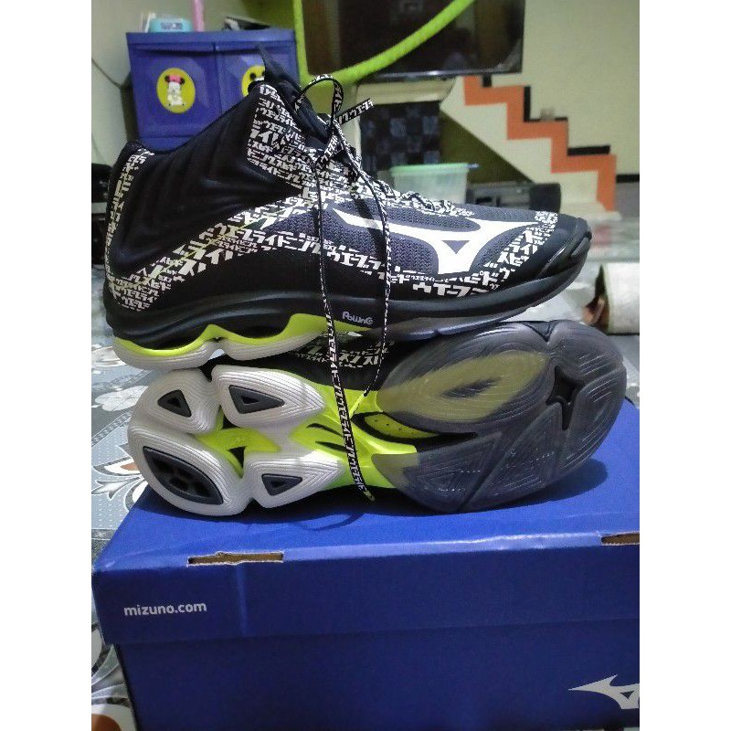 Mizuno wave lightning Z 6 ORI