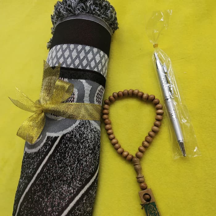 sajadah alisya souvenir plus tasbih dan pulpen cantik