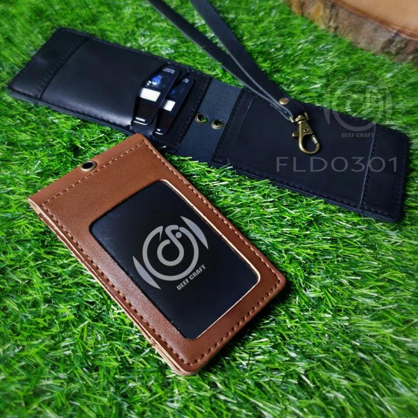 

IE0 ID Card Holder Lipat Magnetic Multi Fungsi / Name Tag Kulit [FLD0301]✻ (Kirim Sekarang)Paling popular ➺