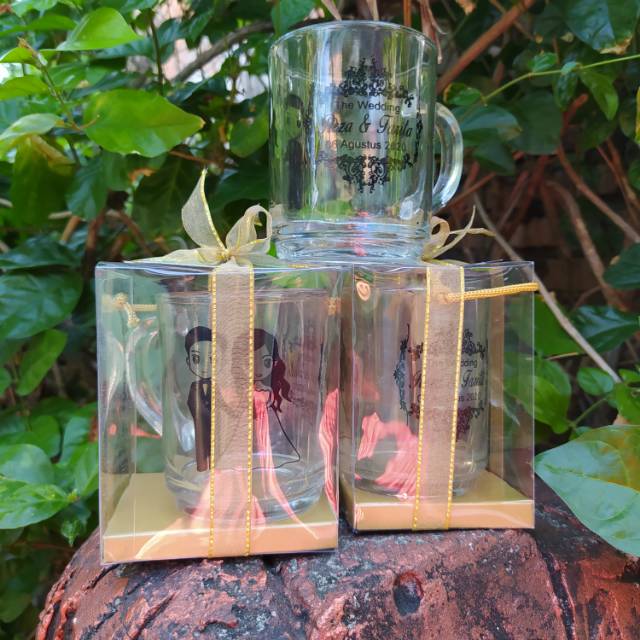 Souvenir Gelas Gagang + Cetak Nama