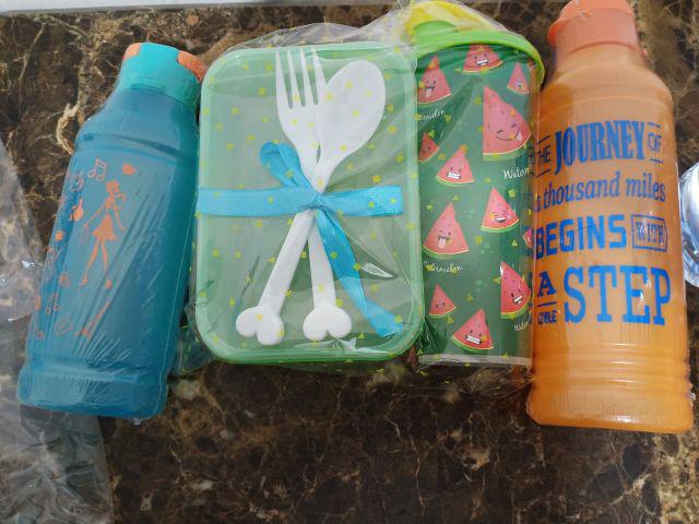 Unik Sendok Garpu Lunch Box + Botol Minum Parcel Kemasan Ultah