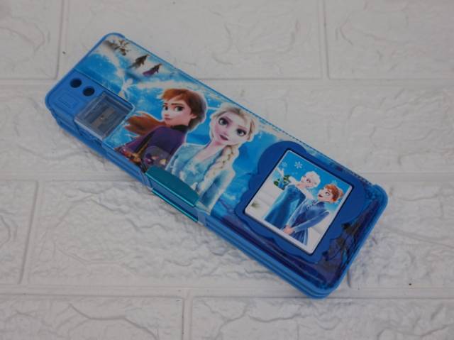 Tempat Pensil Magnet Ada Kalkulator