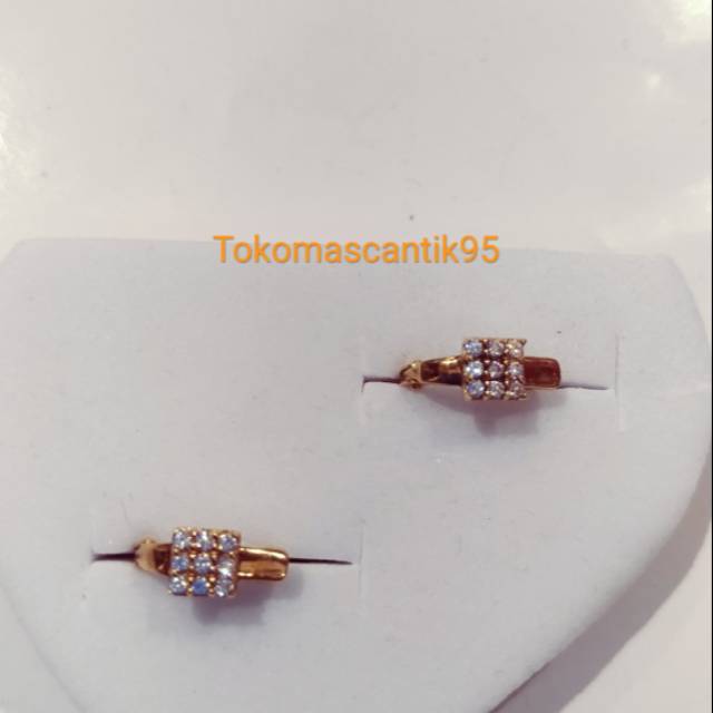 Anting jepit emas asli kadar 700
