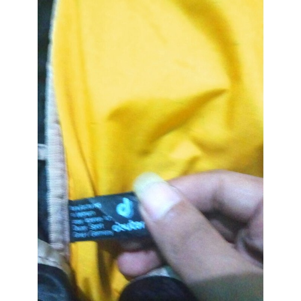 daypack deuter