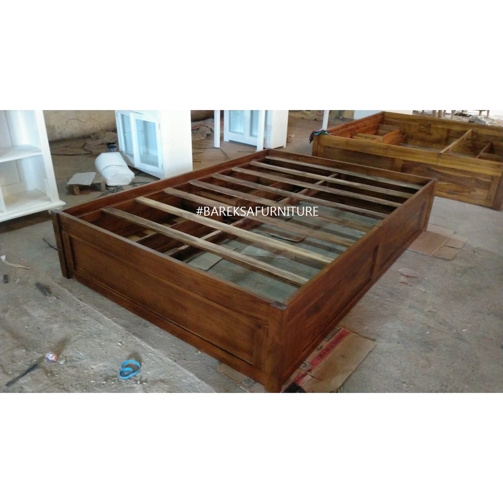 TEMPAT TIDUR DIPAN MINIMALIS JATI TEMPAT TIDUR MURAH TEMPAT TIDUR LACI TEMPAT TIDUR SORONG PROMO A4