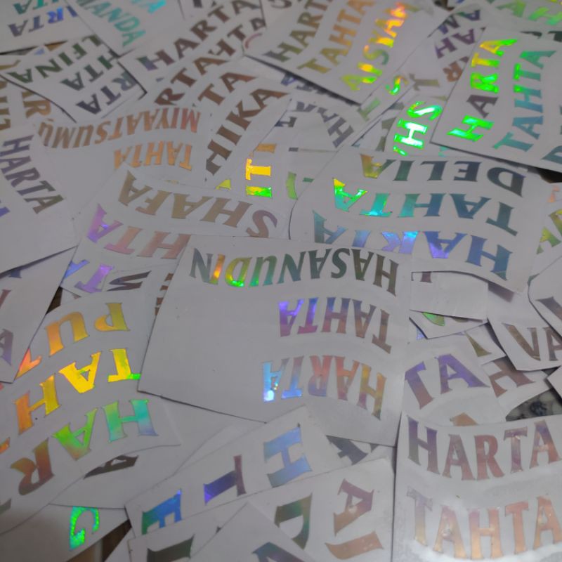 

STIKER HARTA TAHTA COSTUME