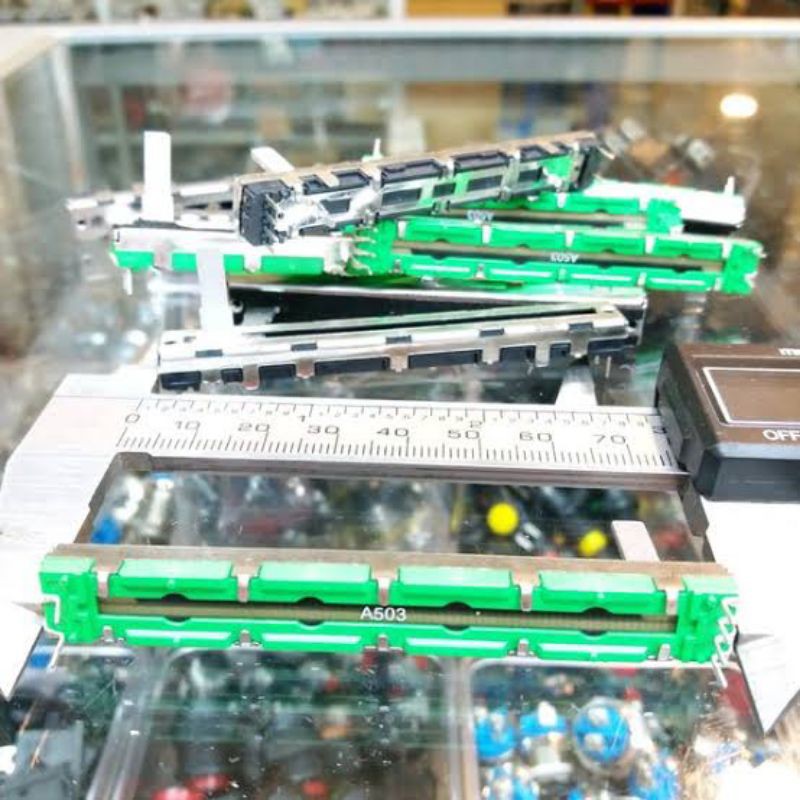 Potensio Geser 7.5Cm Kaki 4-2 Stereo 50K