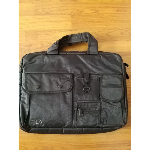 Fila tas laptop preloved