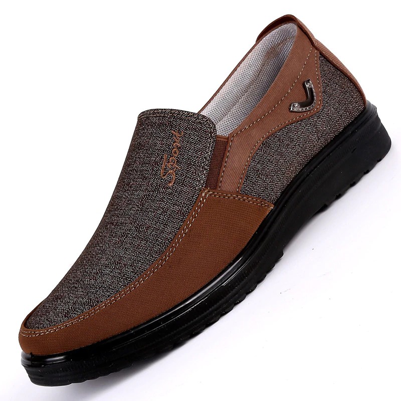 BARANG BARU  2019 Pria Sepatu Kanvas Tinggi Pria Putih Sepatu Kasual Berkualitas Tinggi