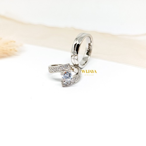 CINCIN NIKAH CUSTOM BERBAHAN PLATINUM DAN EMAS PUTIH