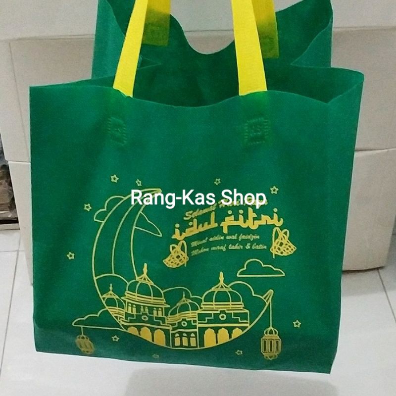 

Tas lebaran Idul Fitri kue 25x25 cm spunbond isi 12pcs