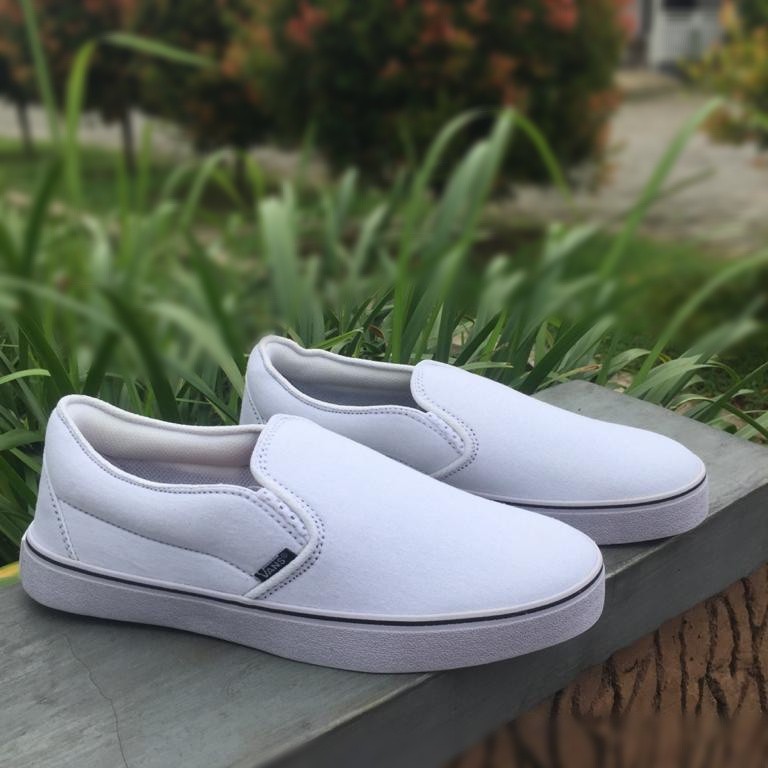 SEPATU SLIP ON PRIA WANITA VANS SLIPON PUTIH SLOP KASUAL TANPA TALI