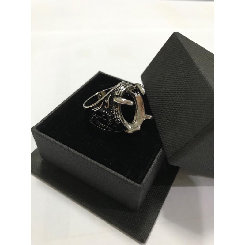 Kerangka /Cangkang Cincin Pria Model Lentera Warna Silver List Hitam