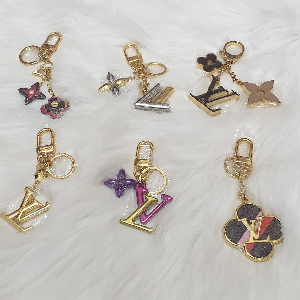 fleur de monogram keyholder bag charm