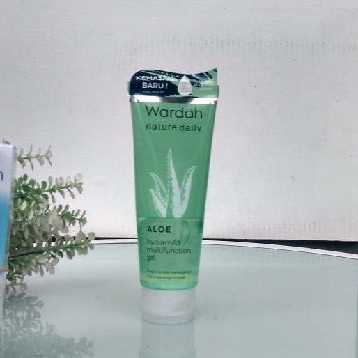 Wardah Nature Daily Aloe Hydramild Multifuction Gel 100 ml